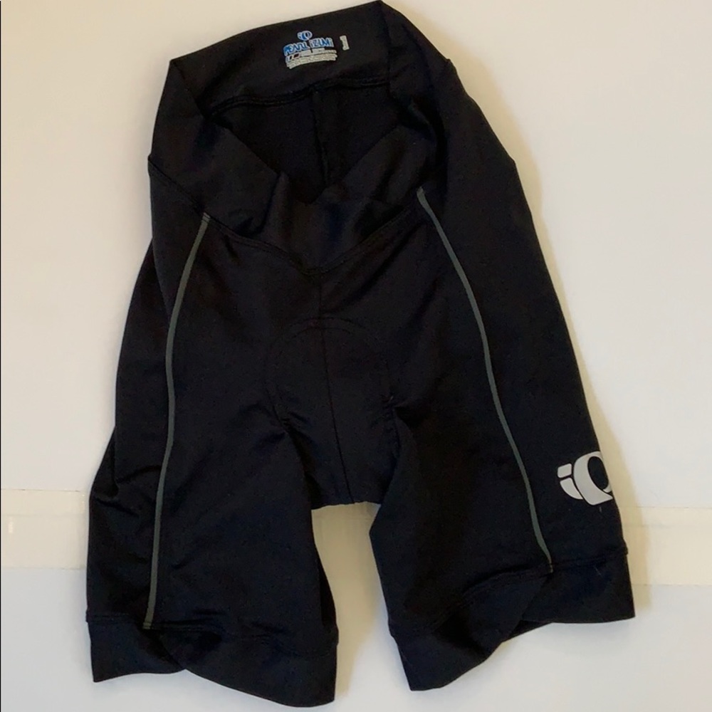 Cycling shorts